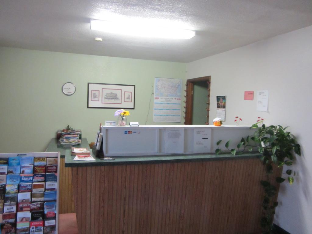 Budget Inn Ballinger Exterior photo